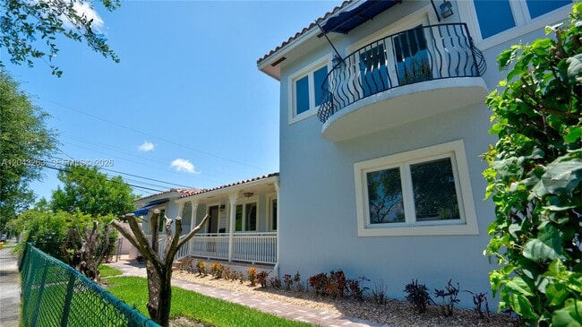 Foto del edificio - 500 SW 51st Ct