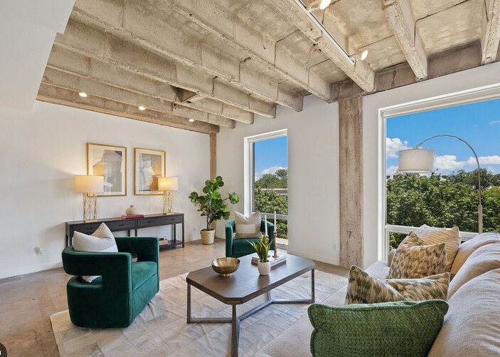 Foto principal - 1115 S Alamo St