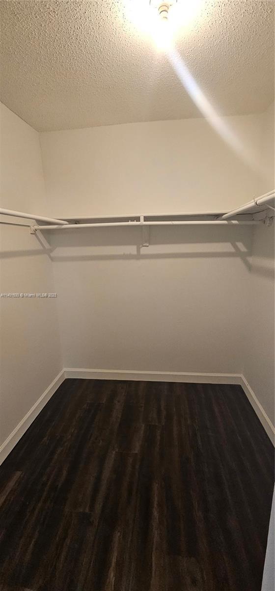 Foto del edificio - 4848 NW 24th Ct