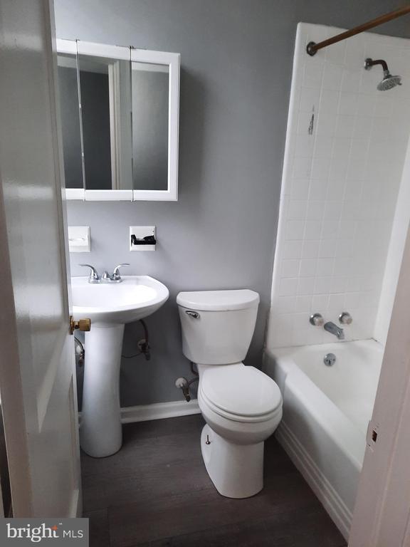 Building Photo - 12 S Filbert St