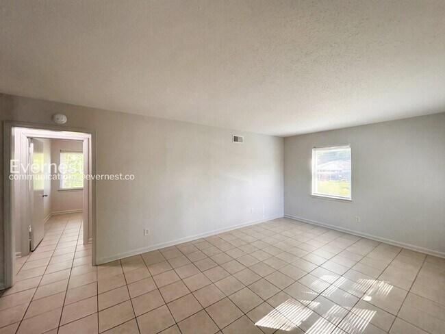 Foto del edificio - 1416 Moss Point Dr