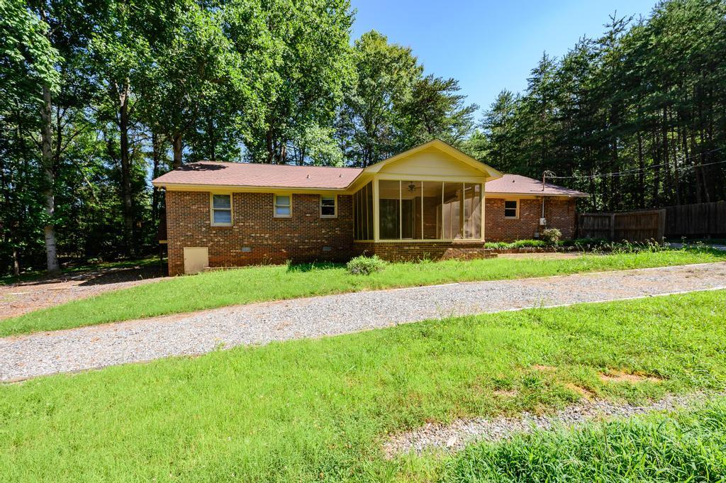 Primary Photo - 1113 Ponderosa Rd