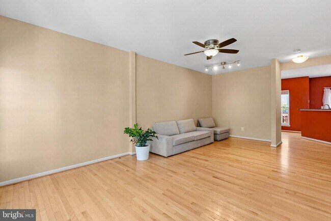 Foto del edificio - 13129 Englishwood Ln