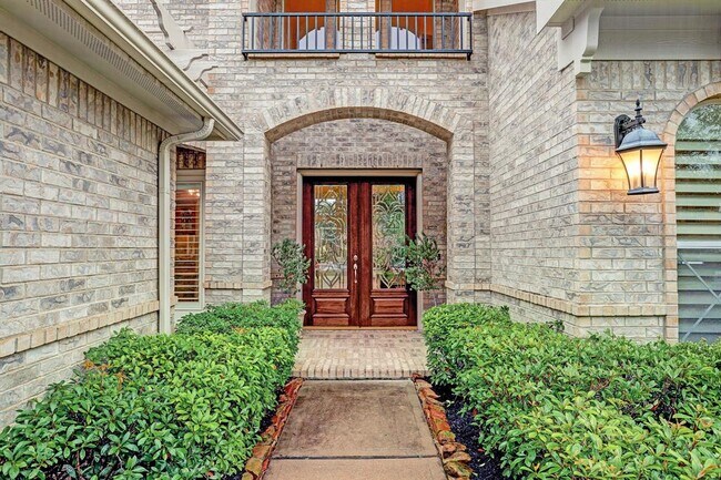 Building Photo - 6123 Saratoga Springs Ln