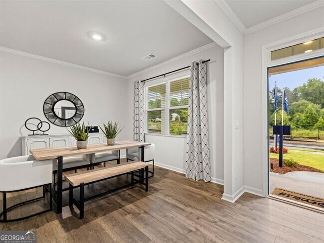 Building Photo - 279 Belmont Dr