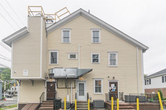 Building Photo - 3 br, 1 bath House - 4581 Route 27 Unit 2