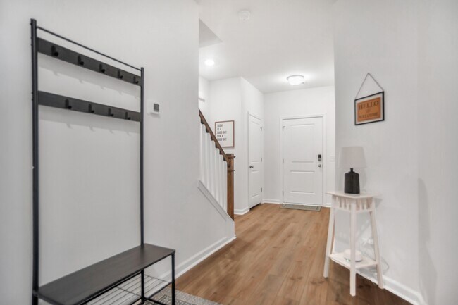 Foto del edificio - 214 Yorkshire Dr