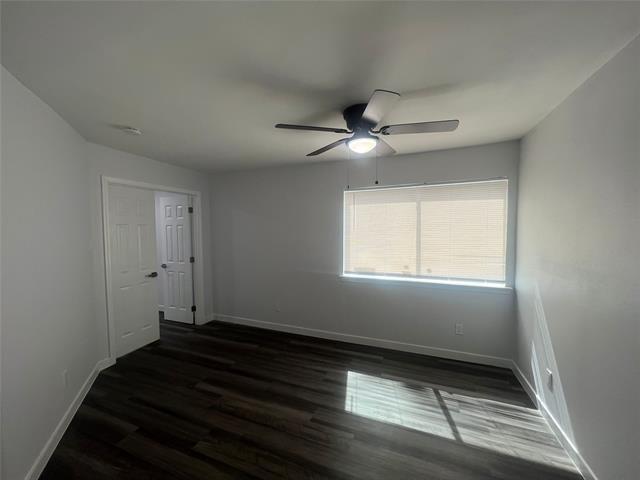 Foto del edificio - 9815 Walnut St