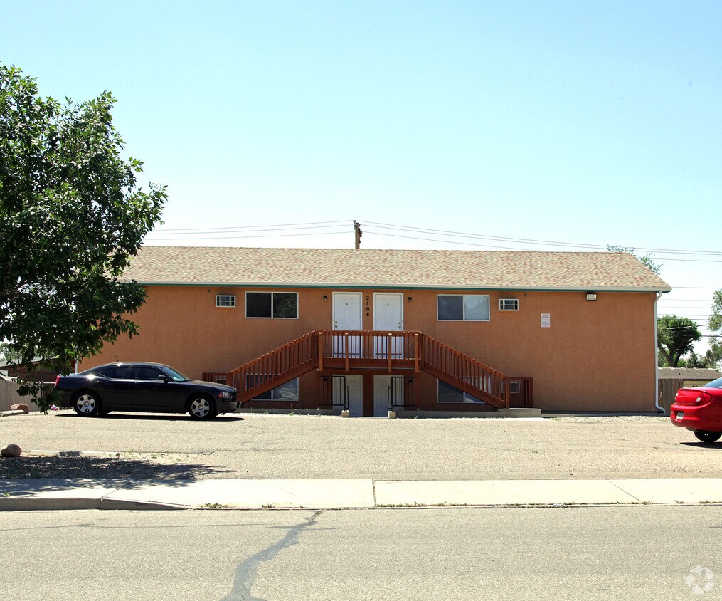 Foto del edificio - 2104-2108 E 14th St