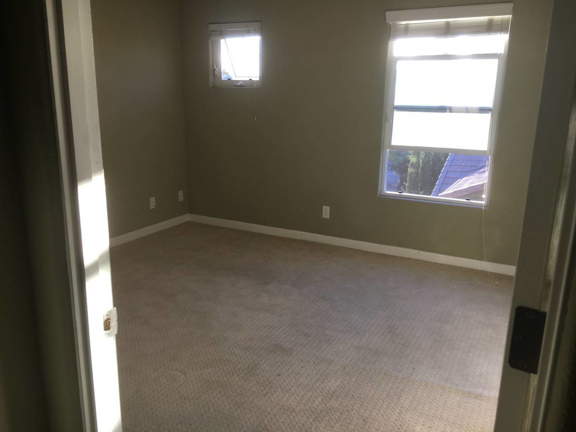 Habitación principal - 808 Lenzen Ave