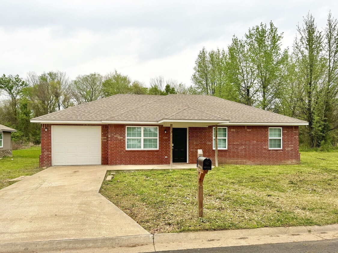 619 Carson Road, Roland, OK 74954 House Rental in Roland, OK