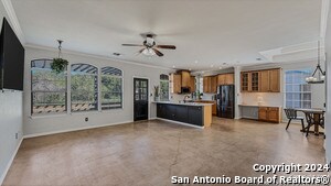 Foto del edificio - 323 Granite Rd