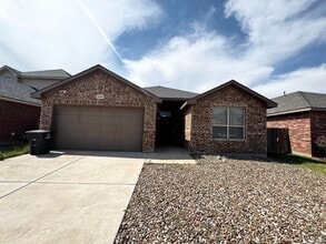 Building Photo - 6608 Vanguard Rd