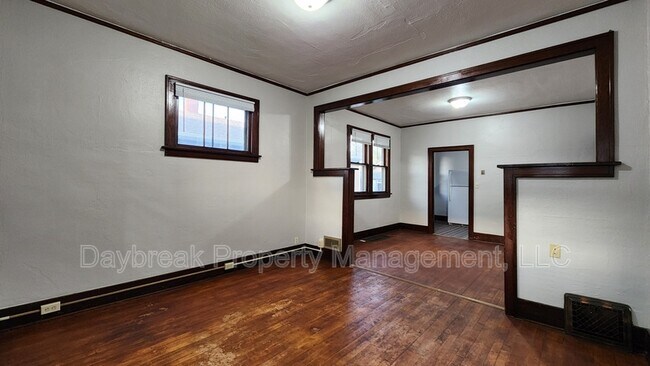 Foto del edificio - 723 14th St N