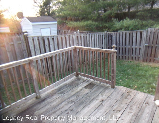 Building Photo - 1848 Cedarwood Ct