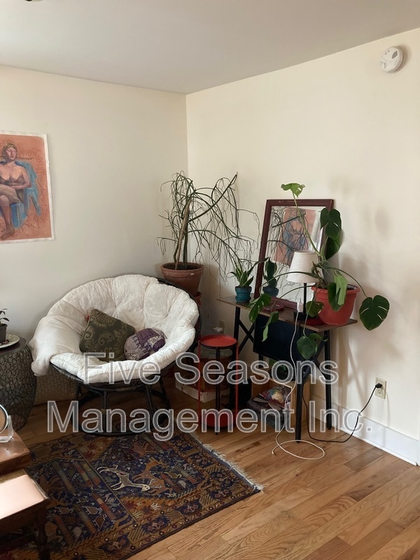 Photo - 49 Intervale Ave Apartment