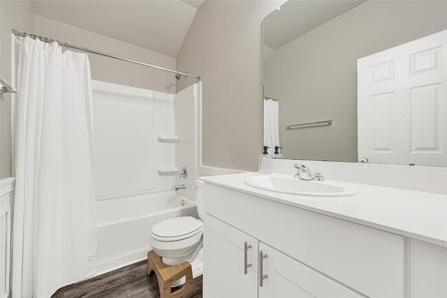 Building Photo - 3022 Sandpiper Dr