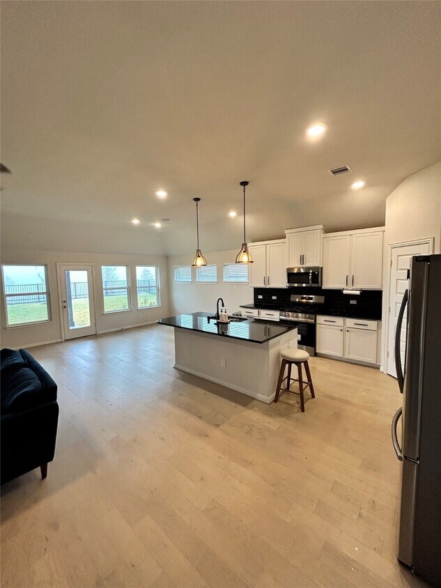 Foto principal - 12218 English Mist Dr