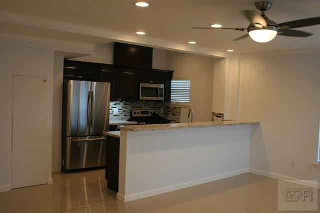 Building Photo - 2101 Bernardo De Galvez Ave