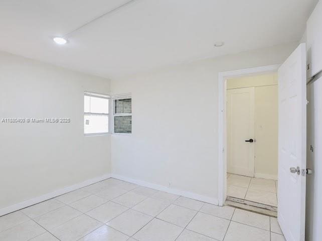 Foto del edificio - 2250 NE 136th St