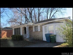 Building Photo - 1217 Look St