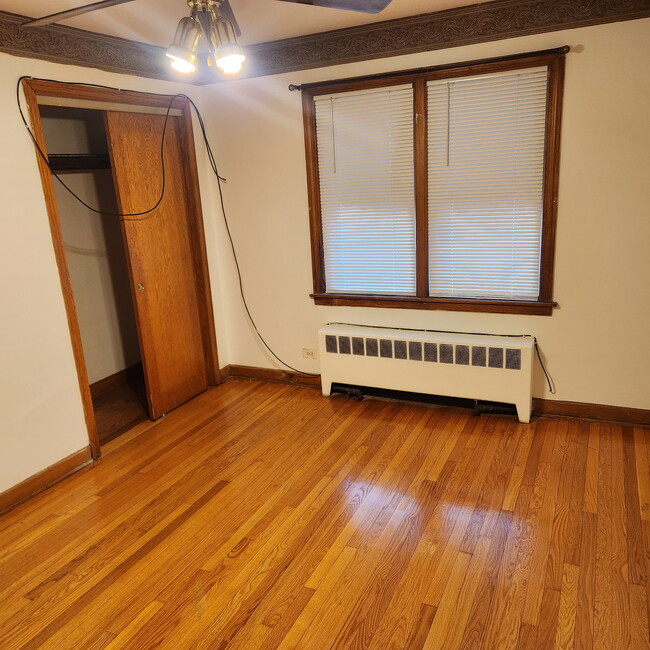 Foto del edificio - 6656 S Fairfield Ave