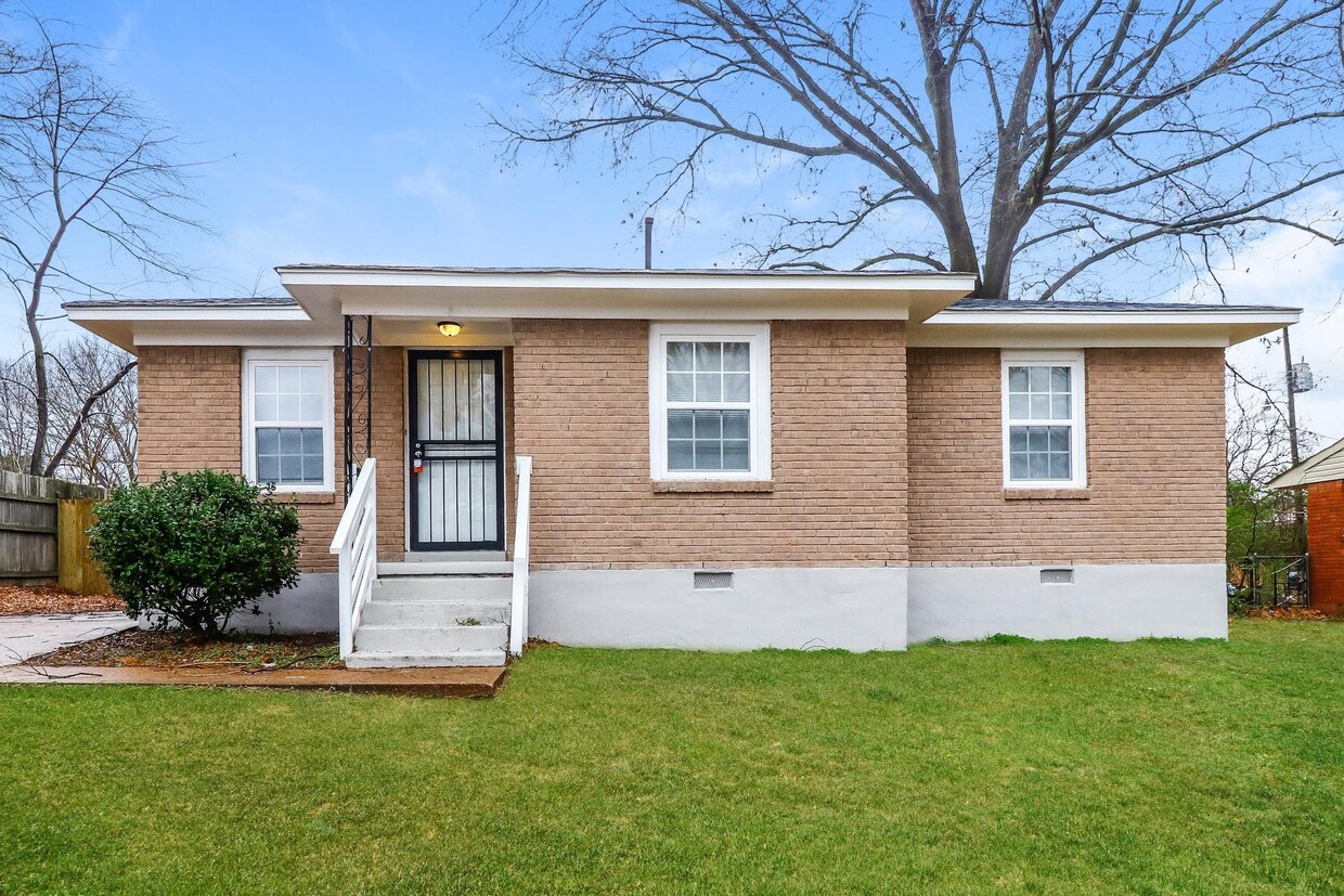 Foto principal - 2184 Cassie Ave