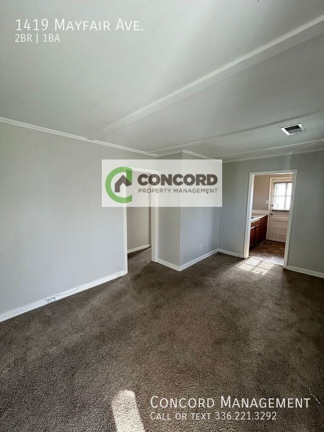 Building Photo - 1419 Mayfair Avenue/Concordmgmt.com 336-27...