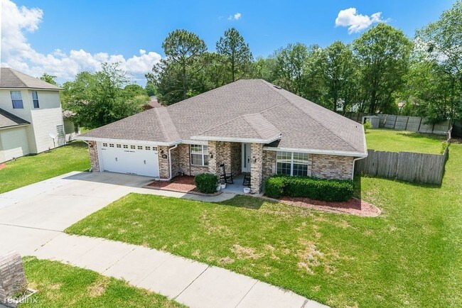 Building Photo - 9203 Hawkeye Dr