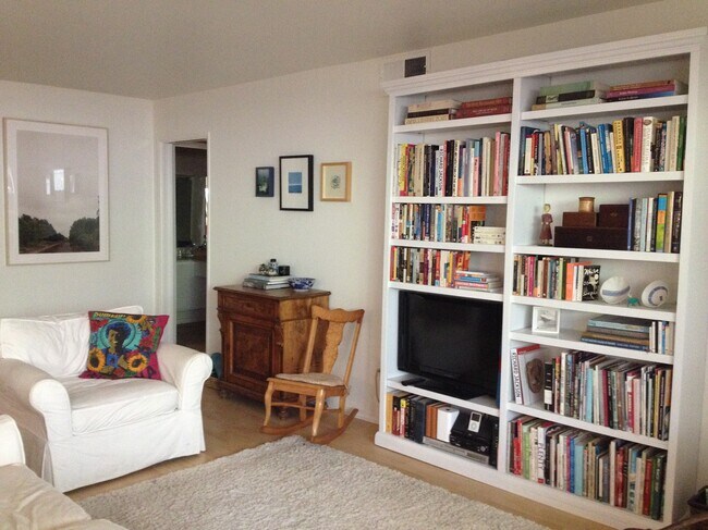 Foto del edificio - 266 S Madison Ave