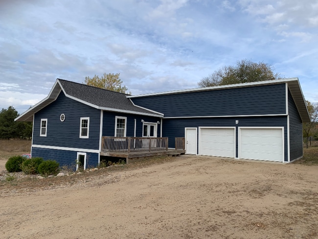 Building Photo - 16387 170th St Building Photo - 16387 170th St