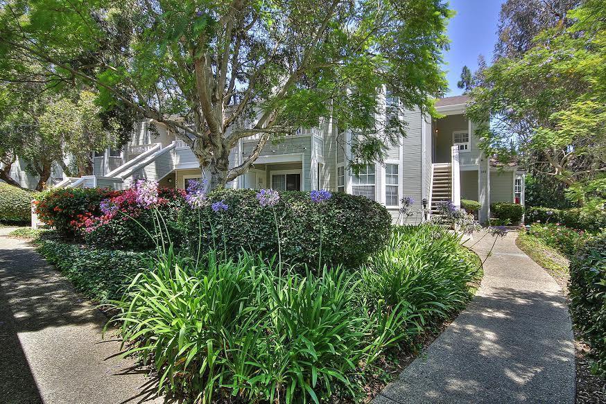 Primary Photo - 7624 Hollister Ave