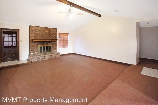 Building Photo - 3 br, 2 bath House - 4000 North Mescalero ...