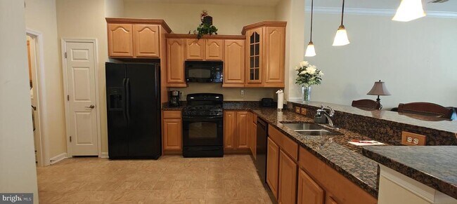 Foto del edificio - 10425 Starlight Pl