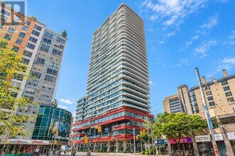 Building Photo - 280 Dundas St W