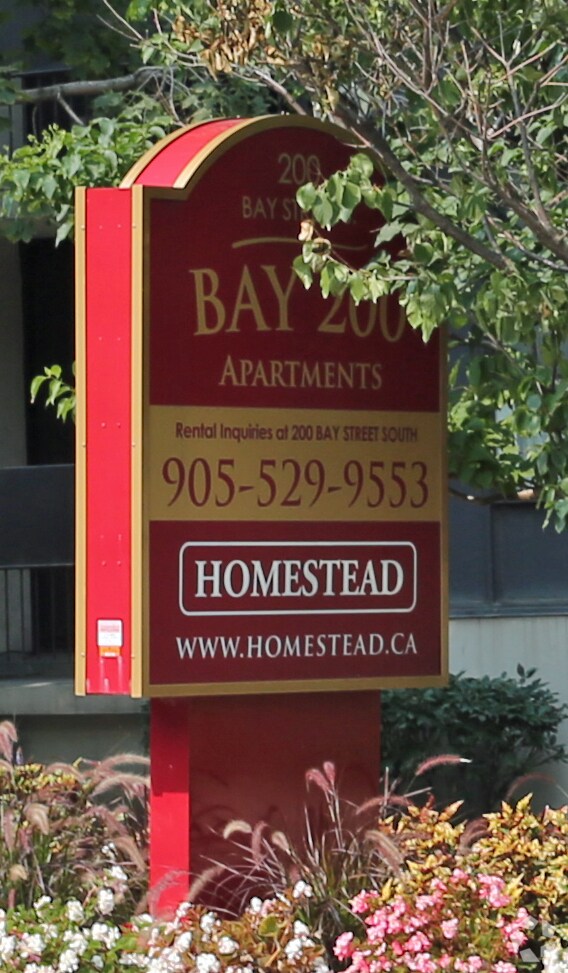 Bay 200 Apartments Apartments 200 Bay St S Hamilton, ON