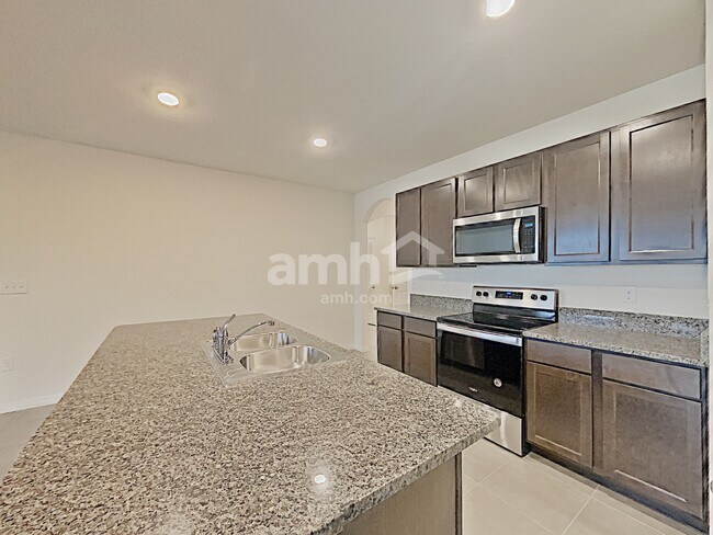 Building Photo - 8487 Bower Bass Cir