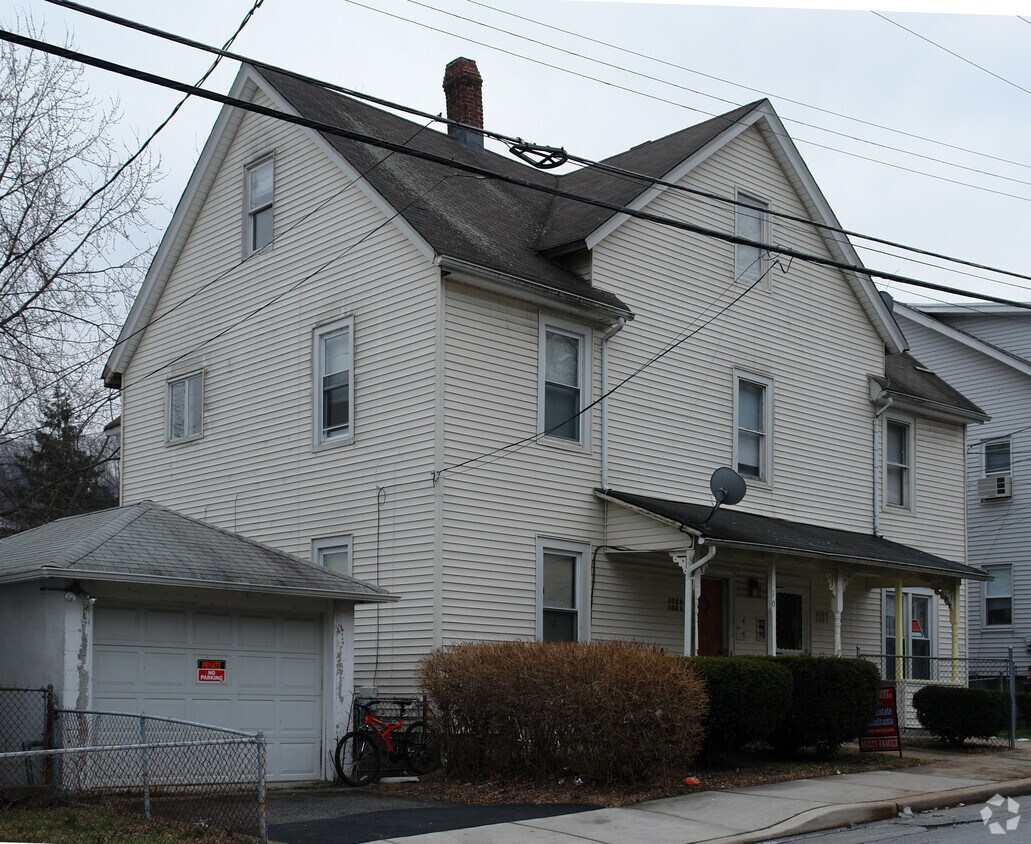 108110 Thompson Ave, Dover, NJ 07801 Apartments in Dover, NJ