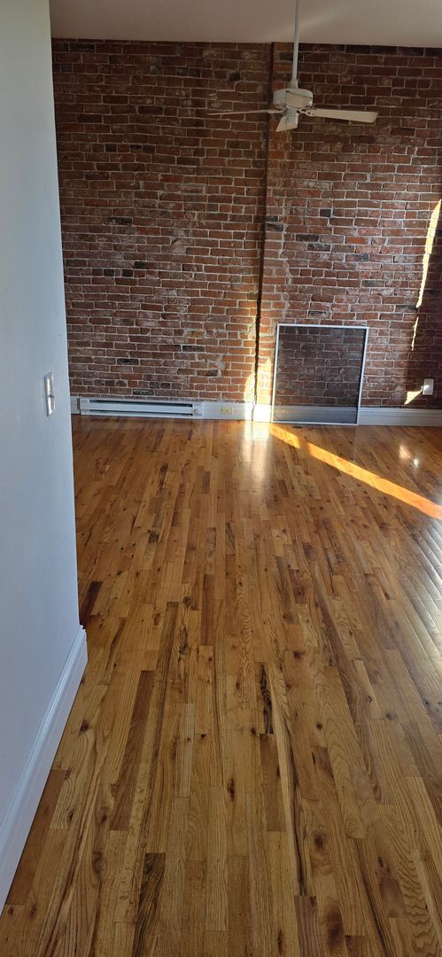Foto del edificio - Charming Historic Studio in the Heart of D...