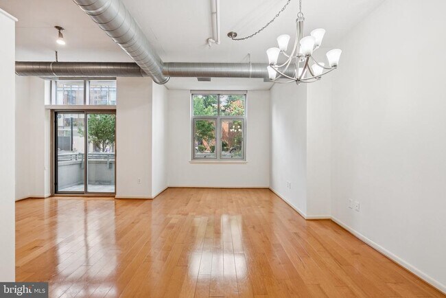 Foto del edificio - 811 4th St NW