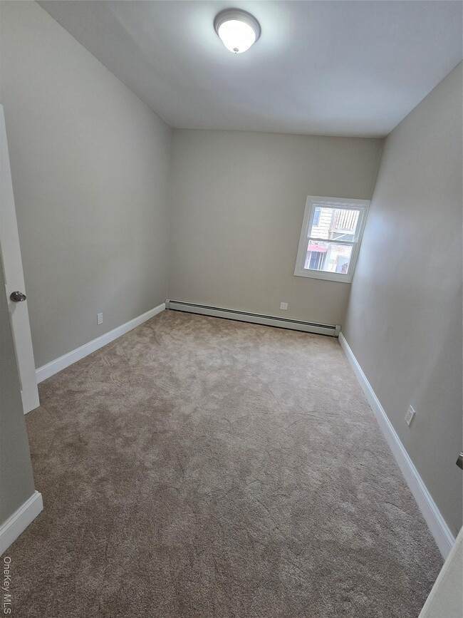 Foto del edificio - 159 Montauk Ave.