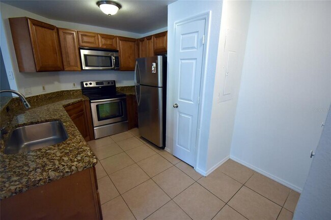 Foto del edificio - 2000 Erving Cir