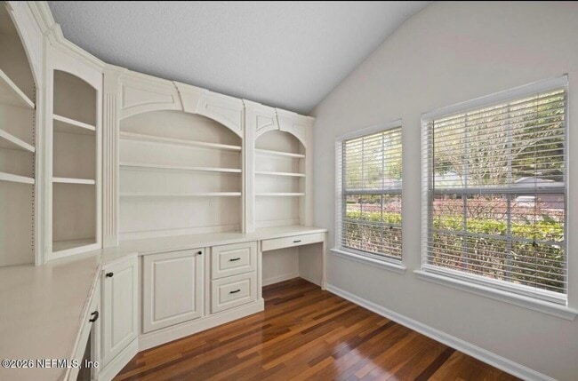 Building Photo - 4182 Victoria Lakes Dr W