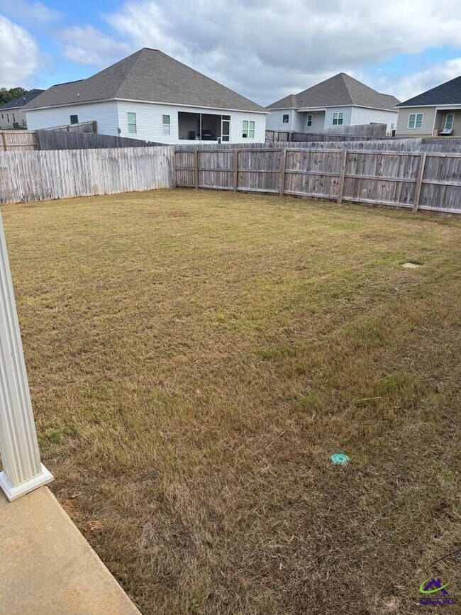 Foto del edificio - 105 Amargosa Pl