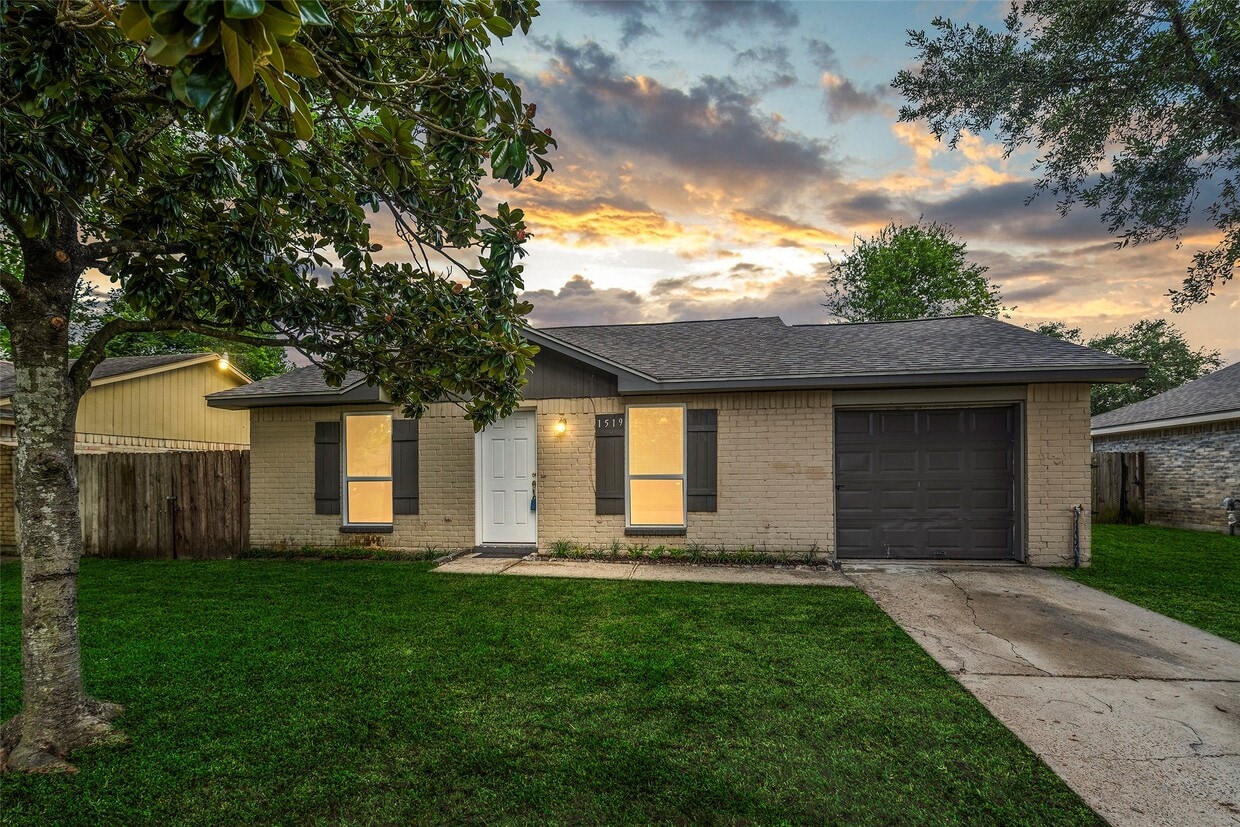 Foto principal - 1519 Buffalo Run Cir