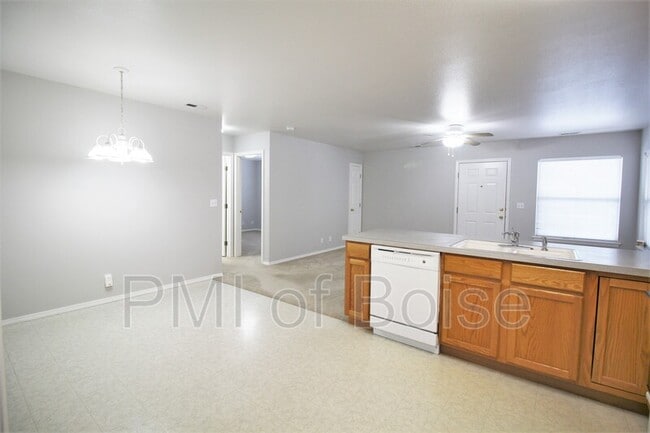 Building Photo - 8931 W Irving St