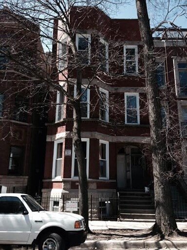 Foto del edificio - 822 N Hermitage Ave