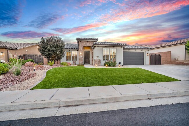 Building Photo - Beautiful 3 Bedroom Home!