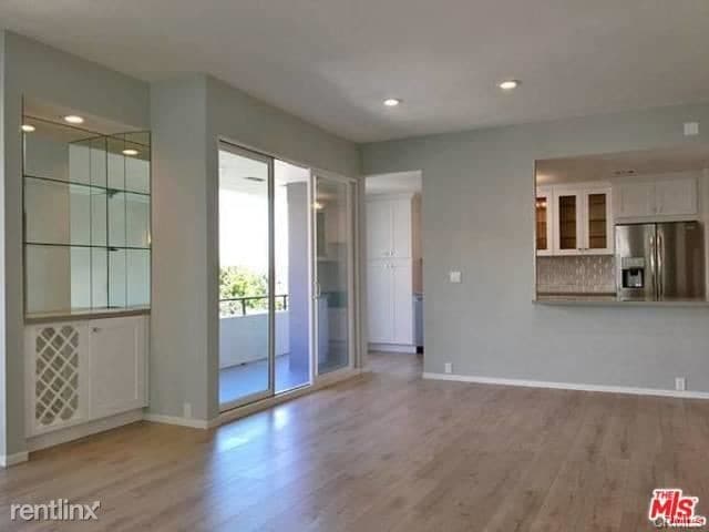 Building Photo - 2 br, 2 bath Condo - 1835 Holmby Ave Apt 101
