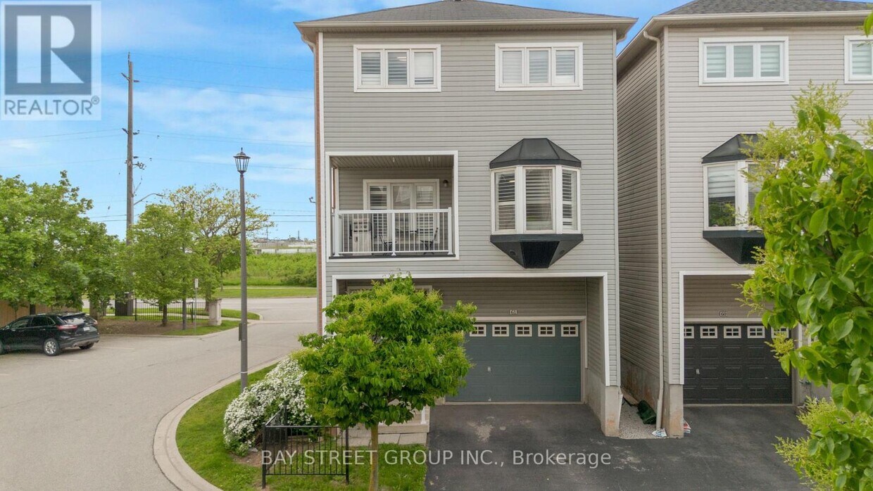 Primary Photo - 5090-5090 Fairview St